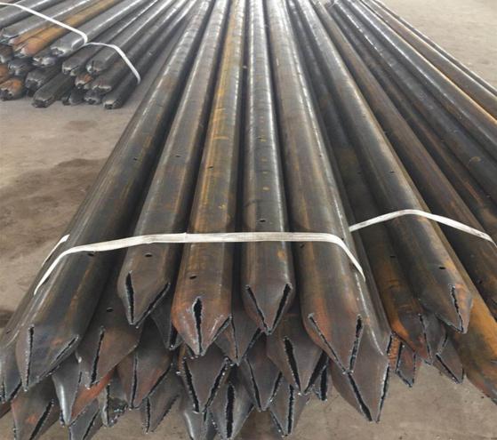 注漿鋼花管.jpg 注漿鋼花管.jpg